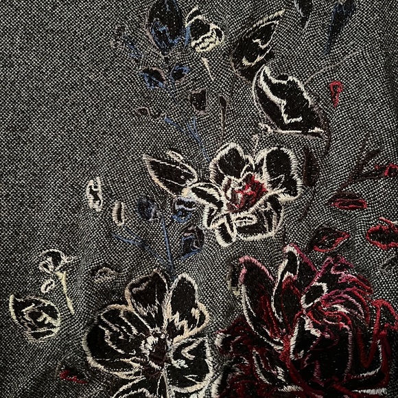 WHBM black floral cotton/modal sweater - Picture 2 of 5
